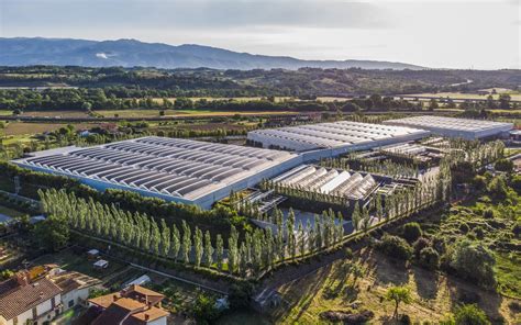 nuovo polo logistico prada|Prada, in Valdarno il maxi centro logistico green è vicino al .